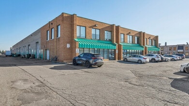 6741 Columbus Rd, Mississauga, ON à louer Photo du bâtiment- Image 1 de 8