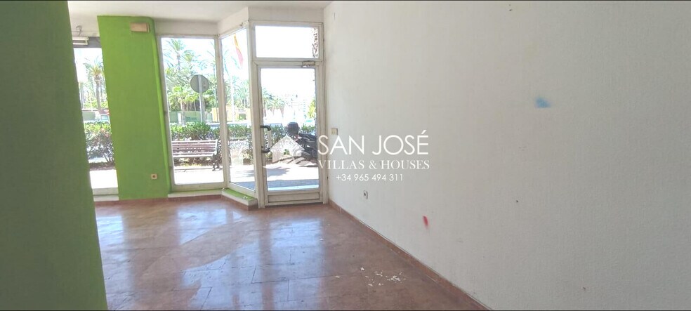 Retail in Santa Pola, Alicante for sale - Building Photo - Image 2 of 11