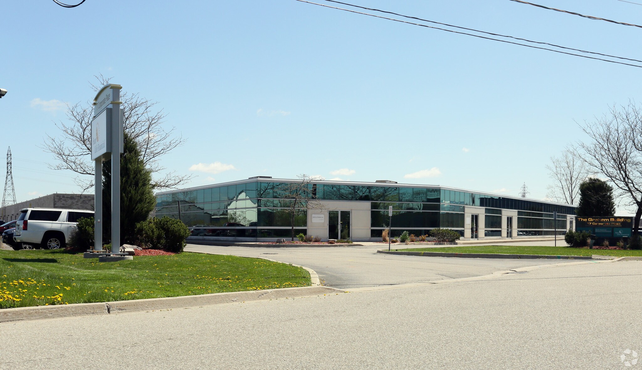 17 Corporate Pl, Brantford, ON for sale Primary Photo- Image 1 of 1