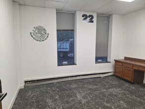 305 Plus Park Blvd, Nashville, TN for lease Interior Photo- Image 2 of 3