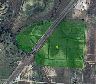 Plus de détails pour IH-35, Devine, TX - Terrain à vendre