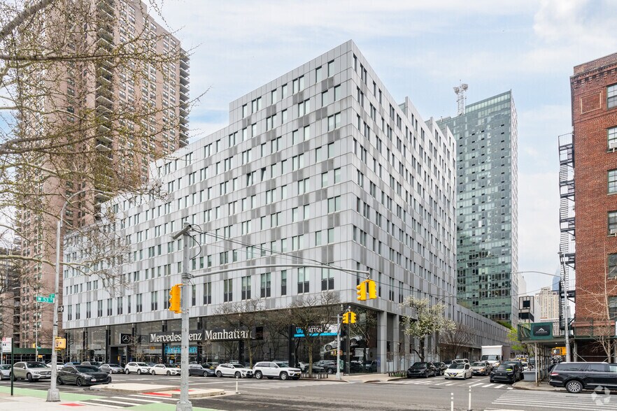 555 W 53rd St, New York, NY à louer - Photo principale - Image 1 de 13