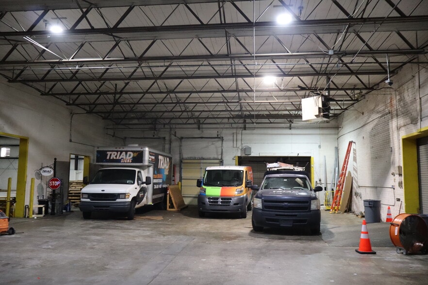 849 Main St, Burlington, NC for lease - Building Photo - Image 2 of 6