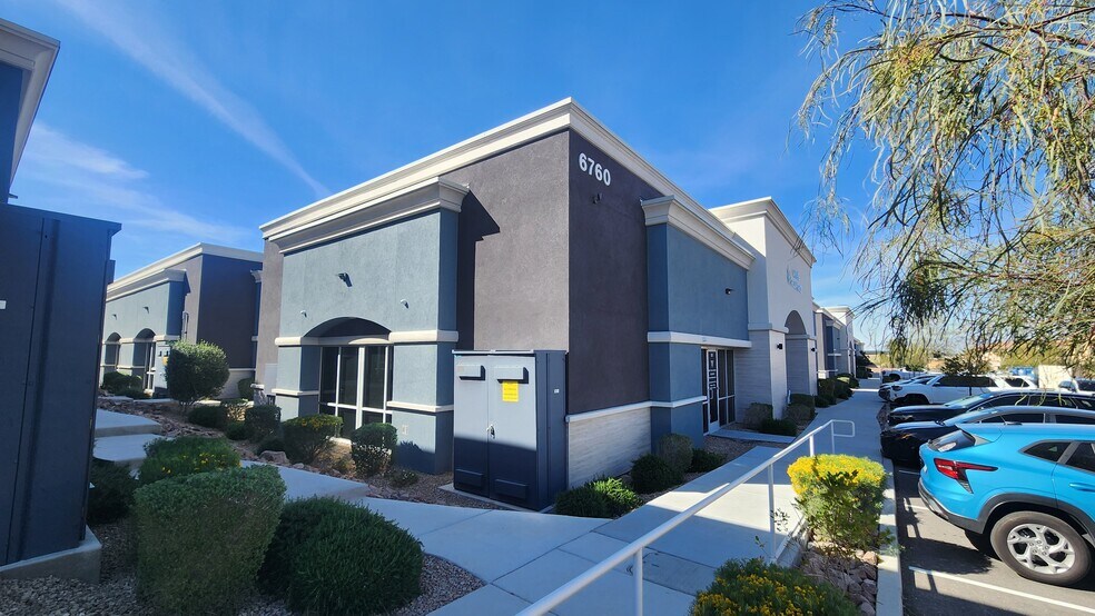 6760 Fort Apache Rd, Las Vegas, NV à louer - Photo du bâtiment - Image 3 de 3