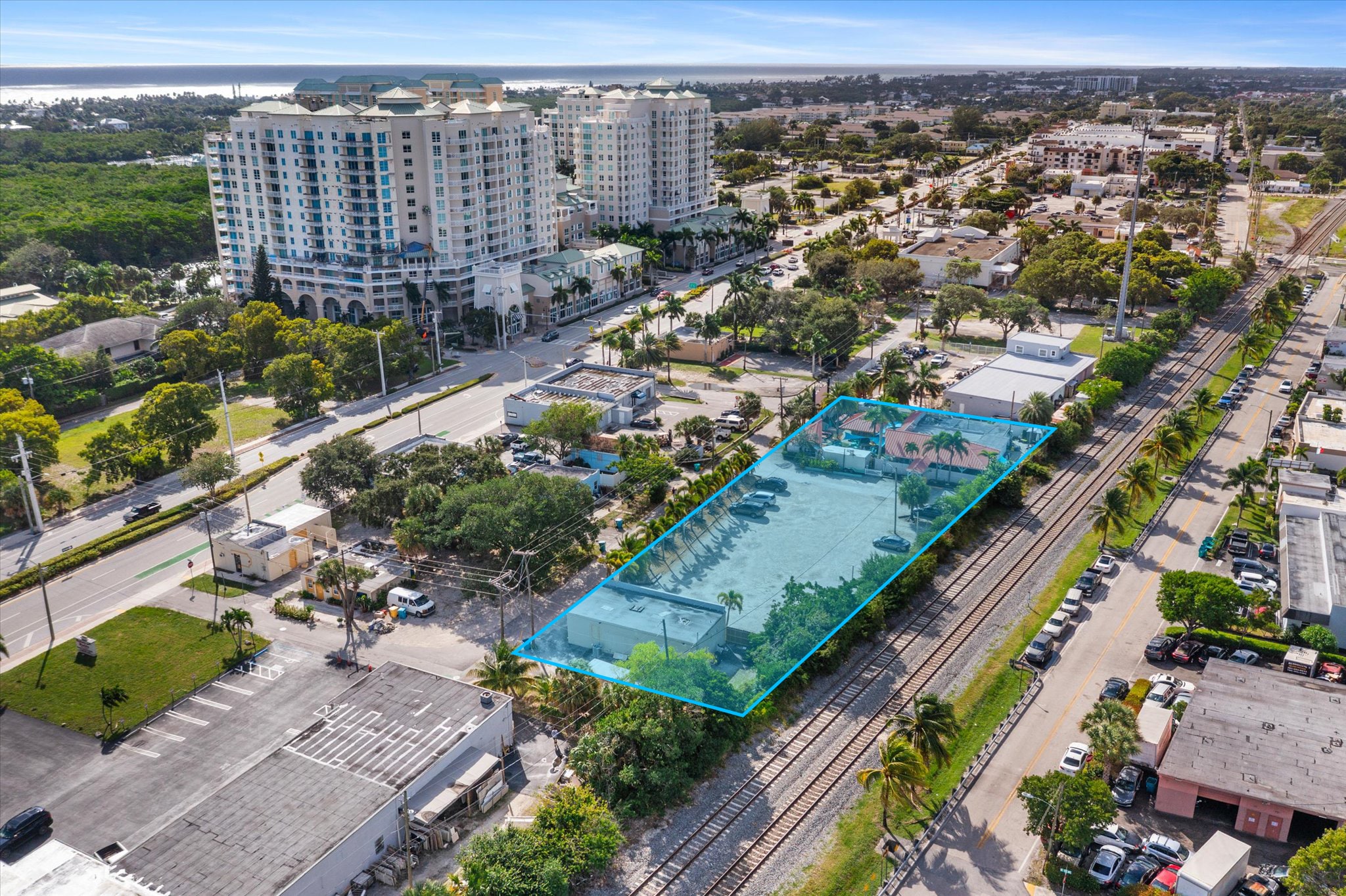 NE 4th Street Development Block | CRA portfolio of 2 properties for sale on LoopNet.ca Primary Photo- Image 1 of 5