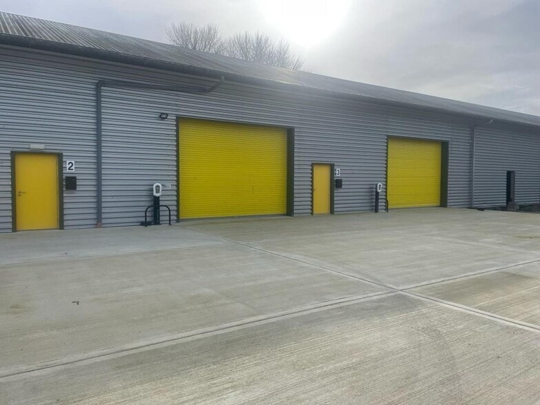 Common Rd, Child Okeford for lease - Building Photo - Image 3 of 3