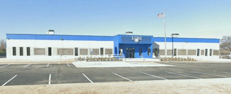 9301 S Western Ave, Oklahoma City, OK for sale - Primary Photo - Image 1 of 15