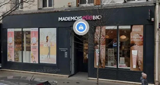 Retail in Paris for lease - Building Photo - Image 1 of 2