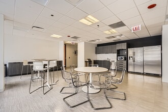 200 W Jackson Blvd, Chicago, IL for lease Interior Photo- Image 1 of 6