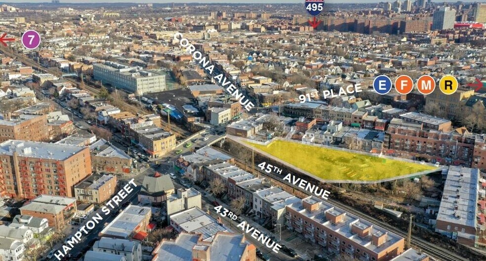 4711 90th St, Elmhurst, NY à vendre - Photo du bâtiment - Image 2 de 2