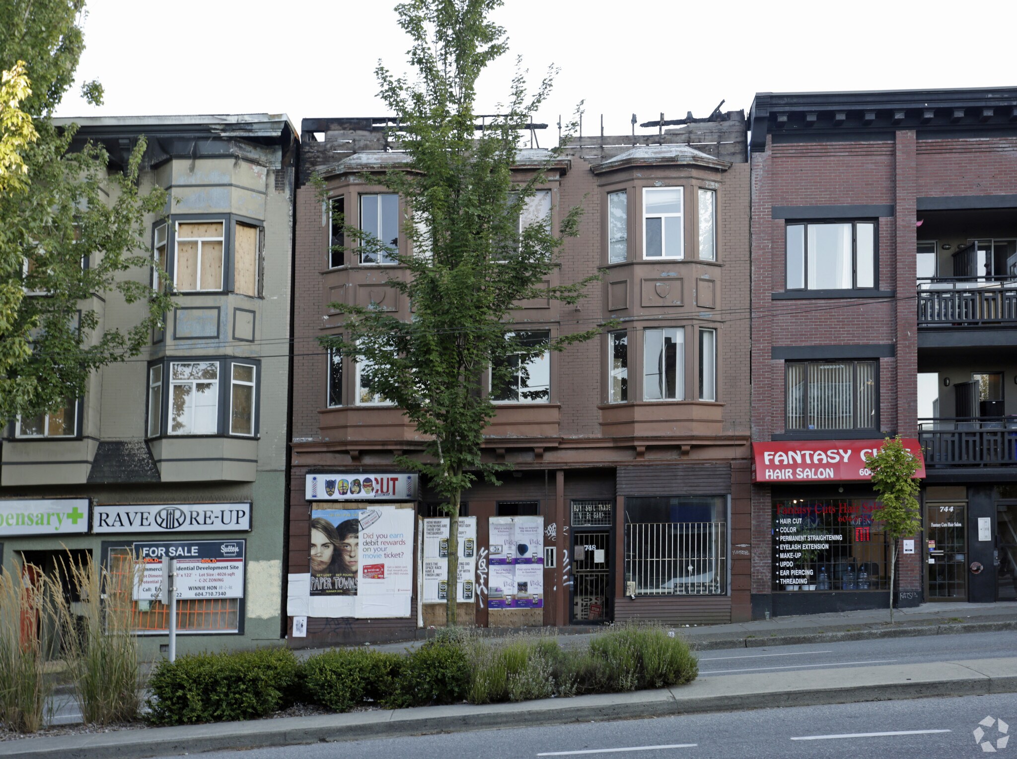 748 Broadway E, Vancouver, BC à vendre Photo du bâtiment- Image 1 de 1
