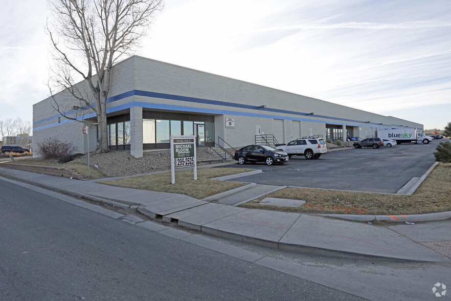 3250 Oakland St, Aurora, CO for lease - Building Photo - Image 1 of 9