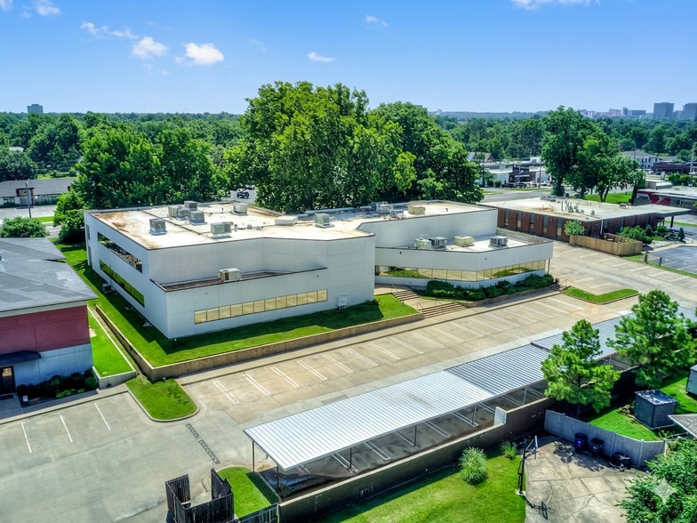 4520 S Harvard Ave, Tulsa, OK for sale - Building Photo - Image 1 of 14