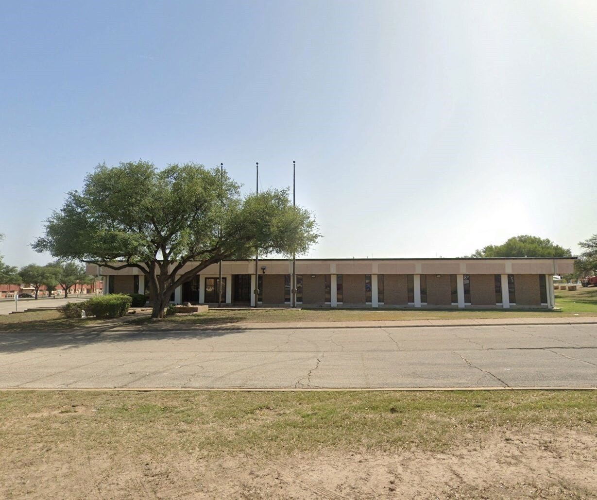 2320 Sunset Dr, San Angelo, TX for sale Building Photo- Image 1 of 4