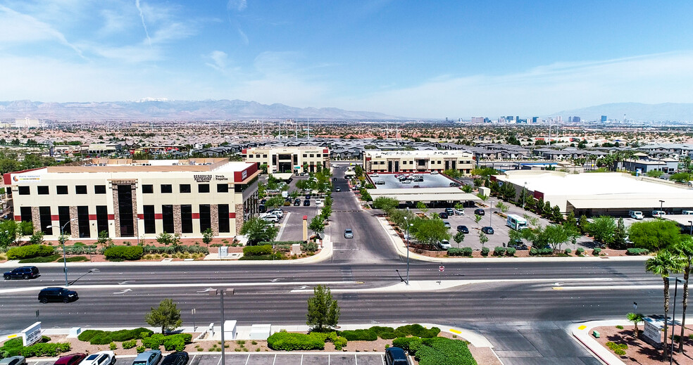 St Rose Pkwy, Henderson, NV à vendre - Aérien - Image 1 de 1