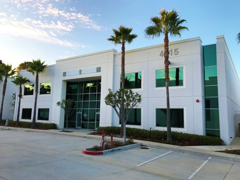 4015 Avenida de la Plata Dr, Oceanside, CA for lease - Primary Photo - Image 1 of 7