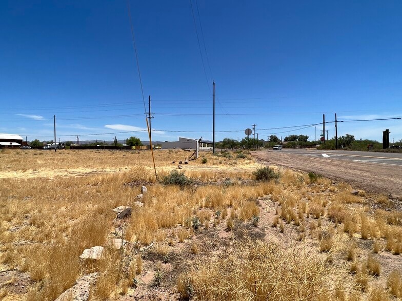 41014 N US 60 Ave, Morristown, AZ à vendre - Photo du bâtiment - Image 2 de 13