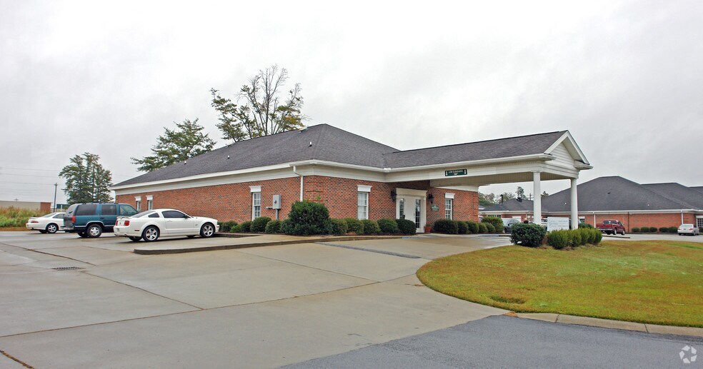 1732 Village Park Dr, Orangeburg, SC à vendre - Photo principale - Image 3 de 4