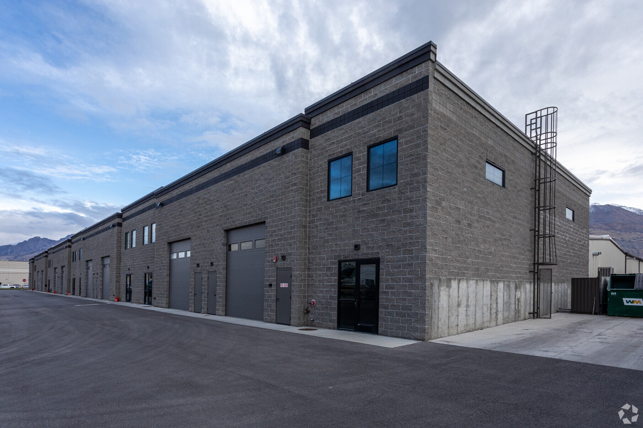 391 W 700 S, Pleasant Grove, UT for sale Primary Photo- Image 1 of 1