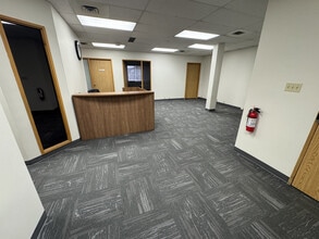 10525 170 St NW, Edmonton, AB for lease Interior Photo- Image 1 of 5