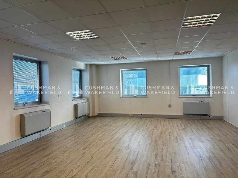 Boulevard Sébastien Brant, Illkirch-Graffenstaden for lease - Interior Photo - Image 3 of 9
