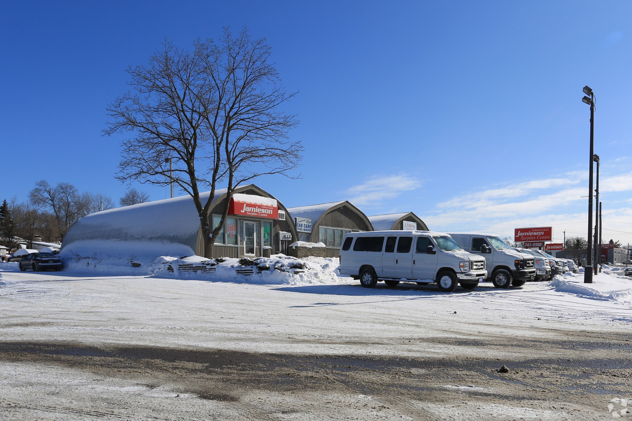836 Courtland Ave E, Kitchener, ON for sale Primary Photo- Image 1 of 1