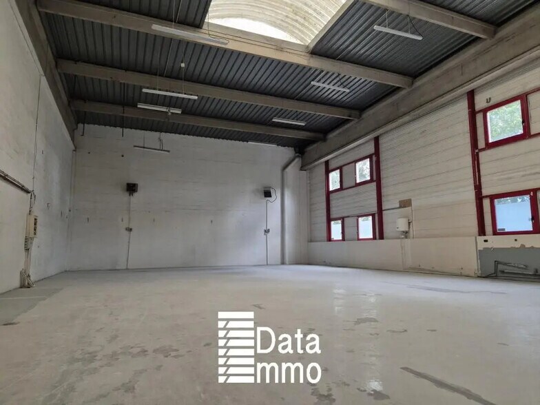 11 Rue Marcel Dassault, Bondy à louer - Photo du bâtiment - Image 2 de 12