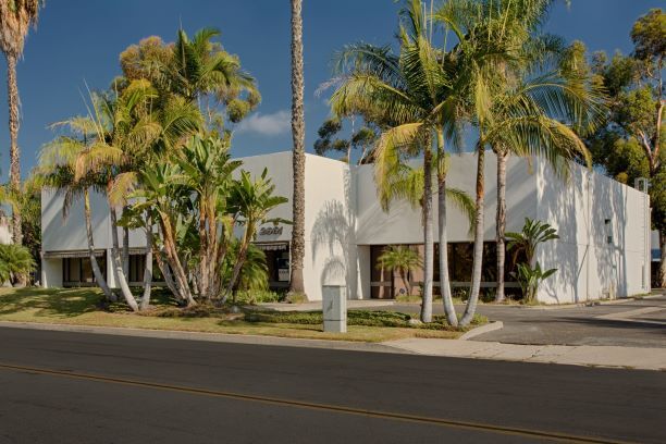 2661 Dow Ave, Tustin, CA for lease Primary Photo- Image 1 of 7