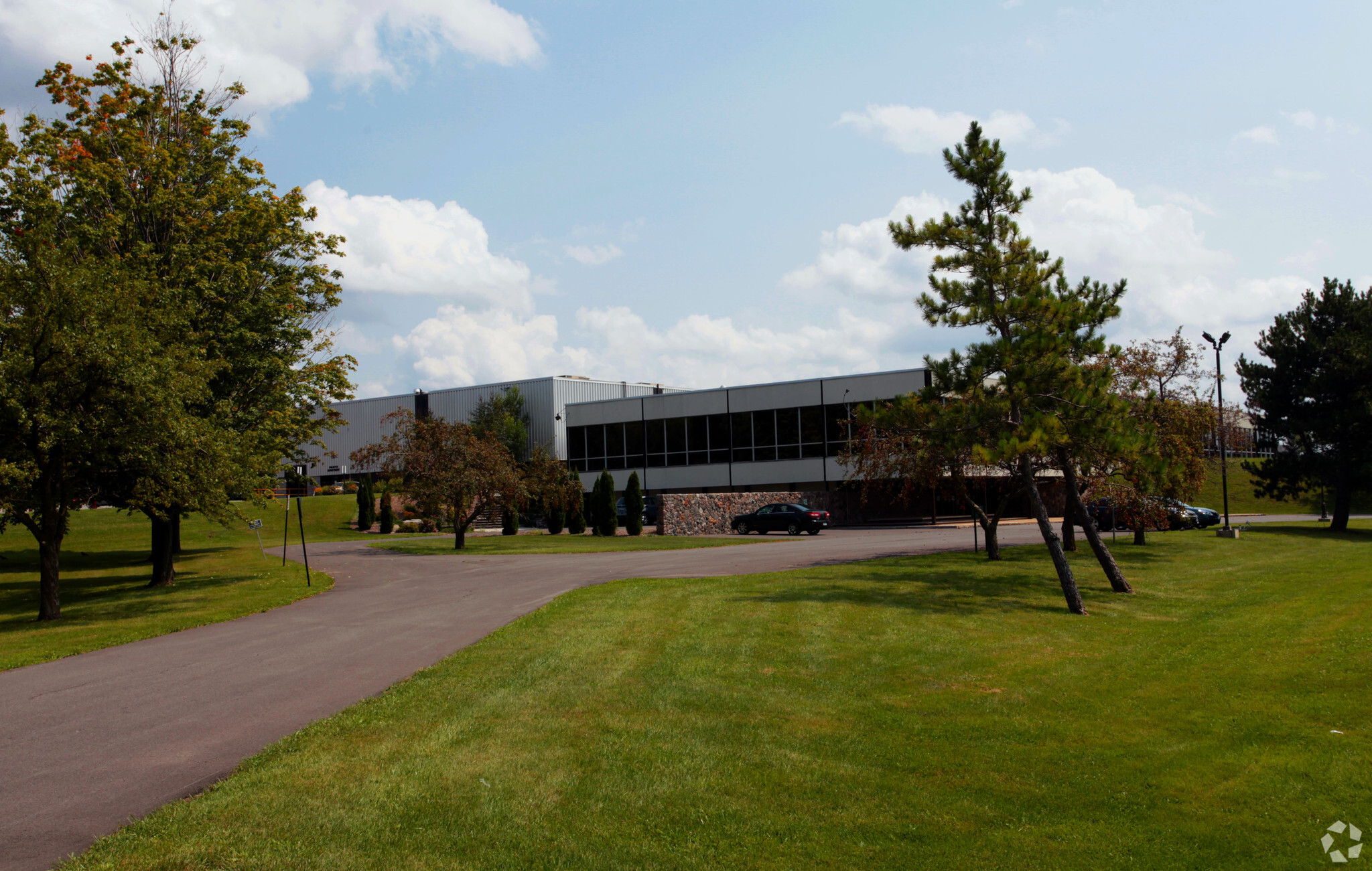 7600 Morgan Rd, Liverpool, NY for sale Primary Photo- Image 1 of 1