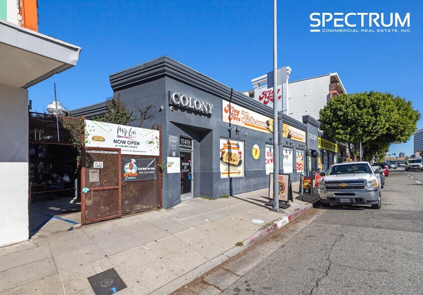 11419 Santa Monica Blvd, Los Angeles, CA à louer - Photo du bâtiment - Image 3 de 14