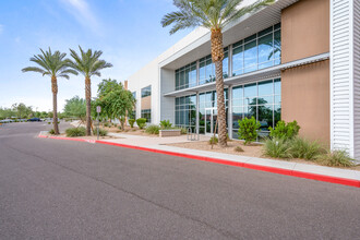 370 N Juniper Dr, Chandler, AZ for lease Building Photo- Image 2 of 9