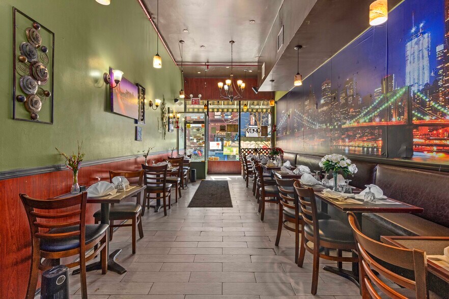 739 Grand St, Brooklyn, NY à vendre - Photo intérieure - Image 3 de 21