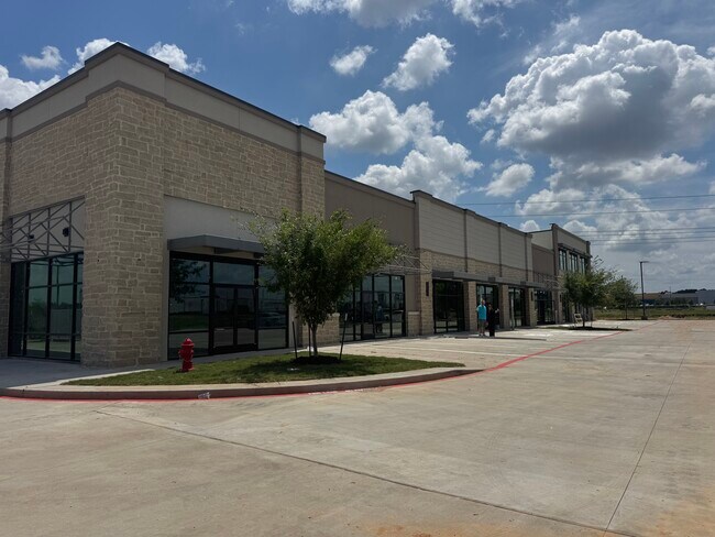 Plus de détails pour 4569 Magnolia Village Dr, Magnolia, TX - Commerce de détail à louer
