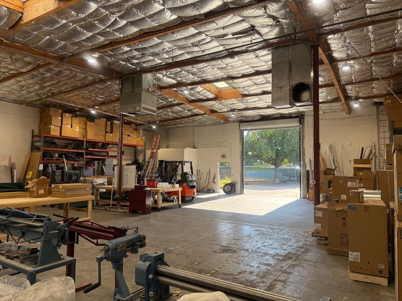 830 W Stadium Ln, Sacramento, CA for sale - Building Photo - Image 3 of 5