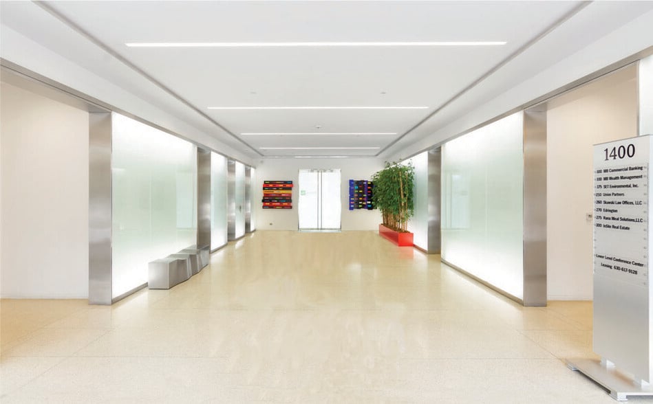 1400 W 16th St, Oak Brook, IL for lease - Interior Photo - Image 3 of 10