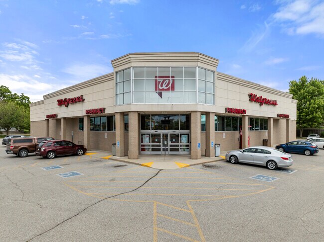 Plus de détails pour 1251 4th St, Mason City, IA - Commerce de détail à vendre