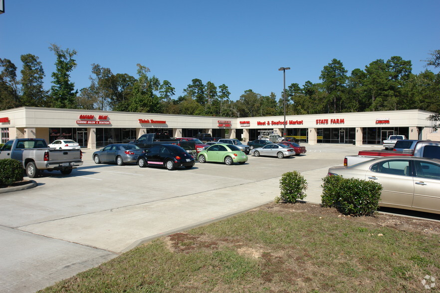 4900 W Davis St, Conroe, TX for lease - Building Photo - Image 2 of 21