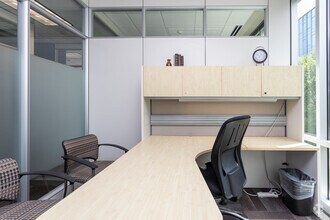 4801 Glenwood Ave, Raleigh, NC à louer Photo intérieure- Image 2 de 2