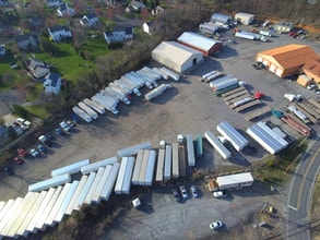 1030 Blue Barn Rd, Allentown, PA - AERIAL  map view
