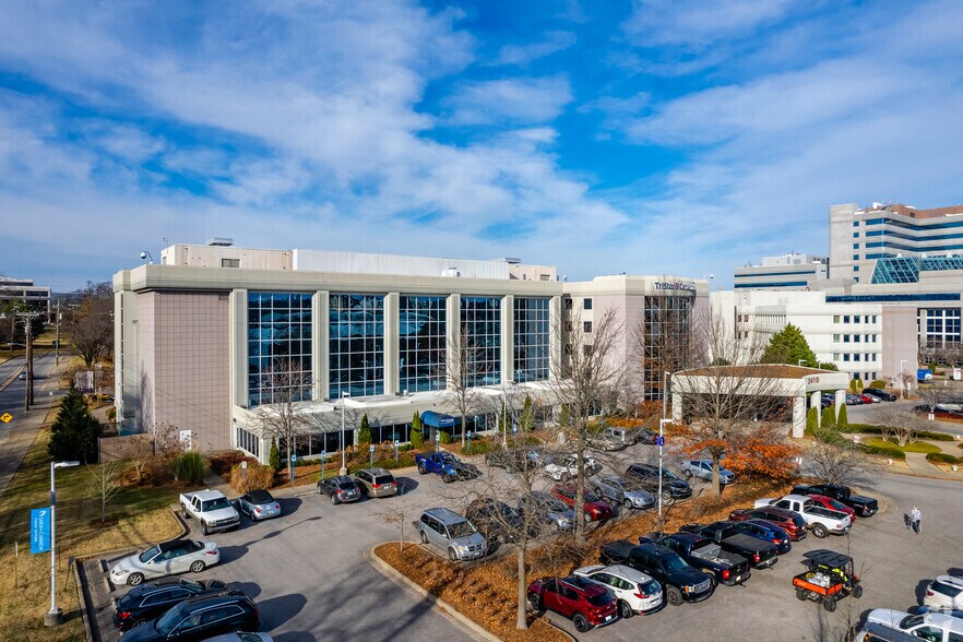 2410 Patterson St, Nashville, TN à louer - Photo du bâtiment - Image 2 de 5