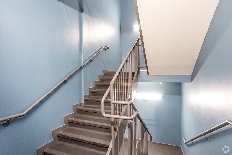 166 Main St, Watertown, MA à louer - Photo intérieure - Image 2 de 20