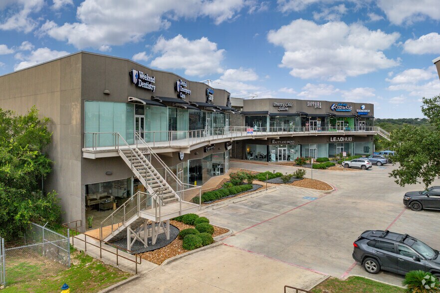 238 N Loop 1604 E, San Antonio, TX à louer - Photo du bâtiment - Image 1 de 24