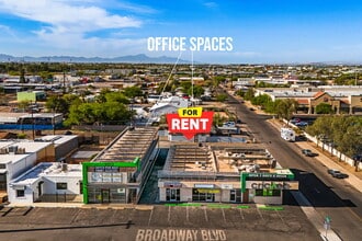 2000-2008 E Broadway Blvd, Tucson, AZ - AERIAL  map view