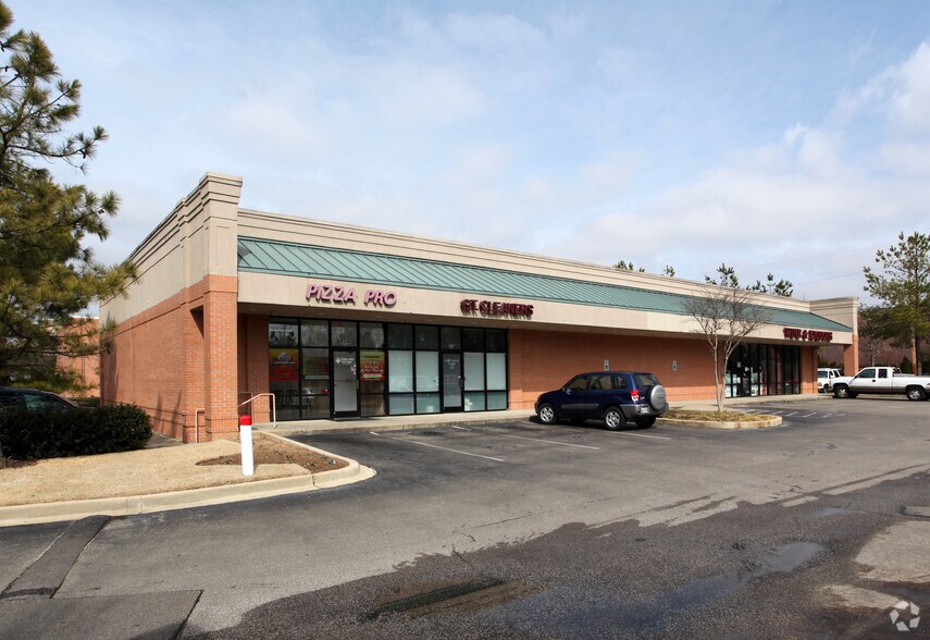 9329-9330 Poplar Pike, Germantown, TN for lease - Primary Photo - Image 1 of 5