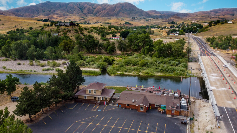 101 Payette River Ave, Horseshoe Bend, ID à vendre - Photo du bâtiment - Image 1 de 1