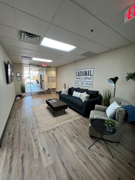 3930 E Ray Rd, Phoenix, AZ à louer - Photo intérieure - Image 2 de 32