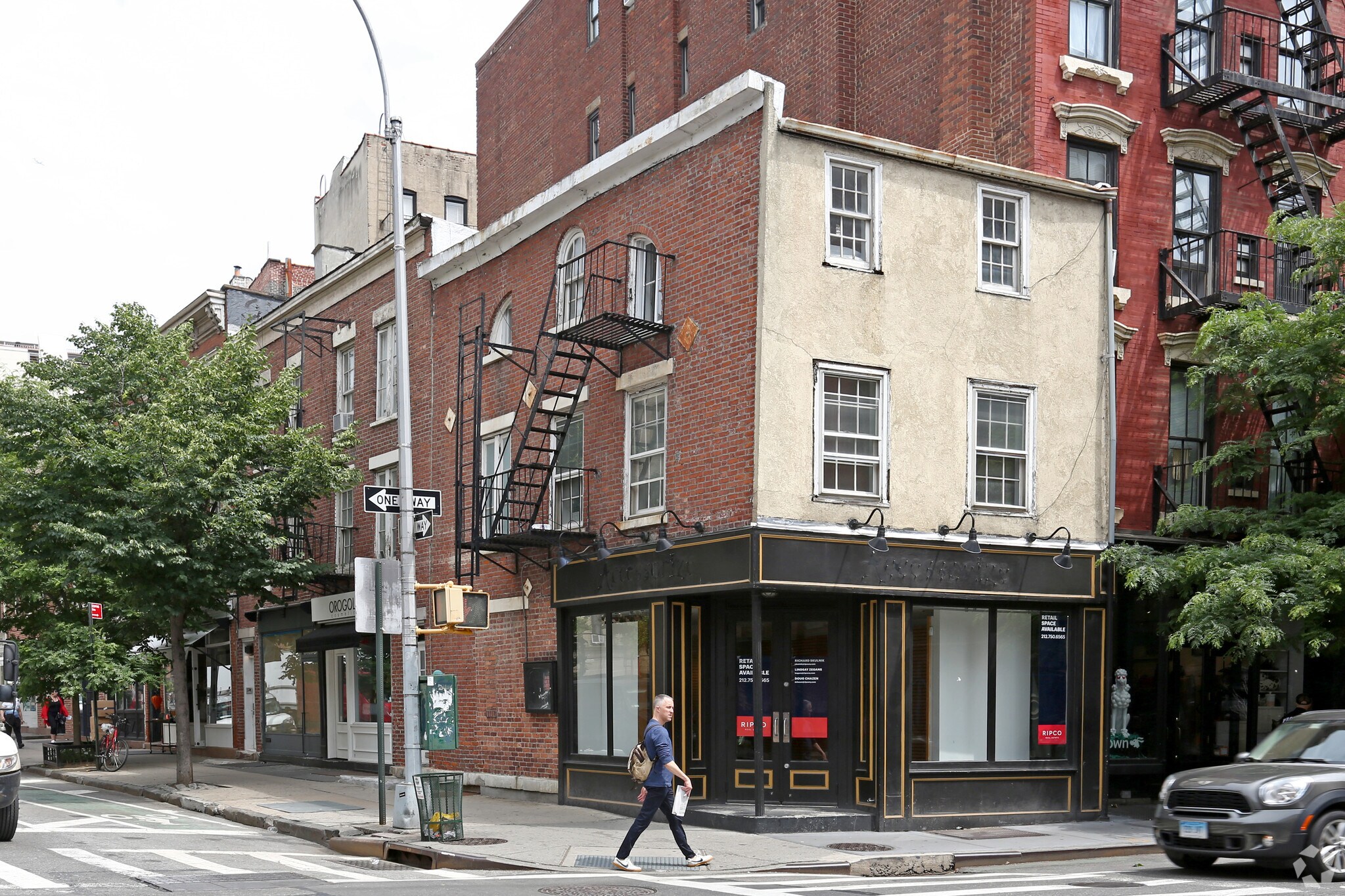 333 Bleecker St, New York, NY à louer Photo principale- Image 1 de 5