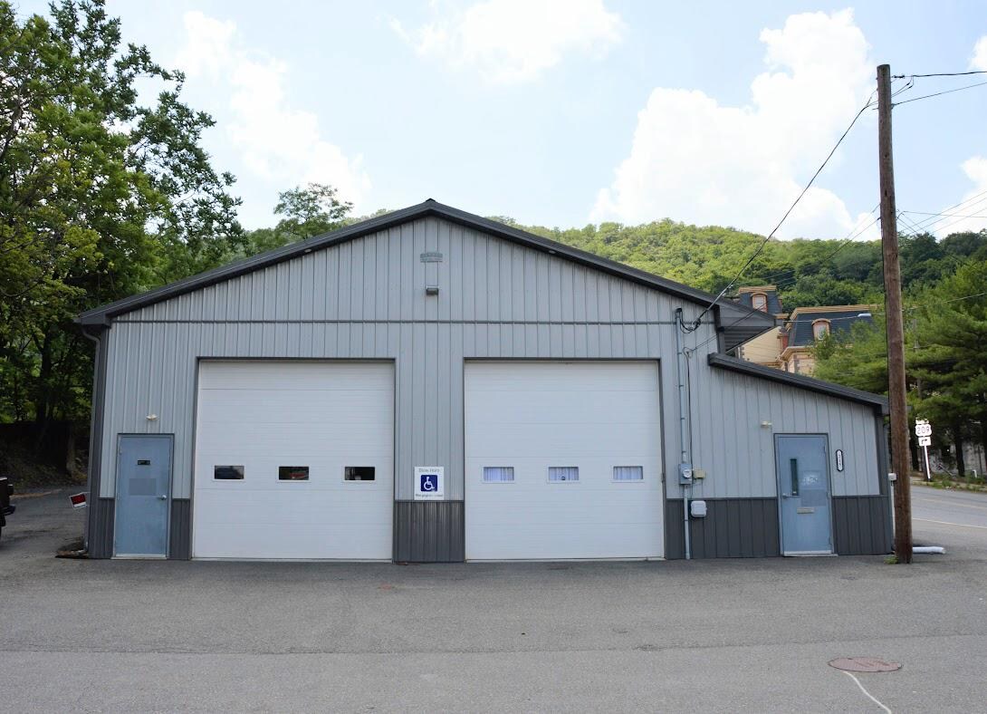 215 Mauch Chunk St, Pottsville, PA for sale Primary Photo- Image 1 of 21