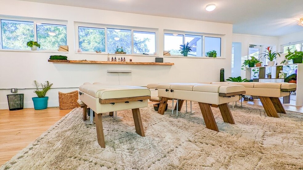 2500 1st Ave N, Saint Petersburg, FL for sale - Building Photo - Image 2 of 9