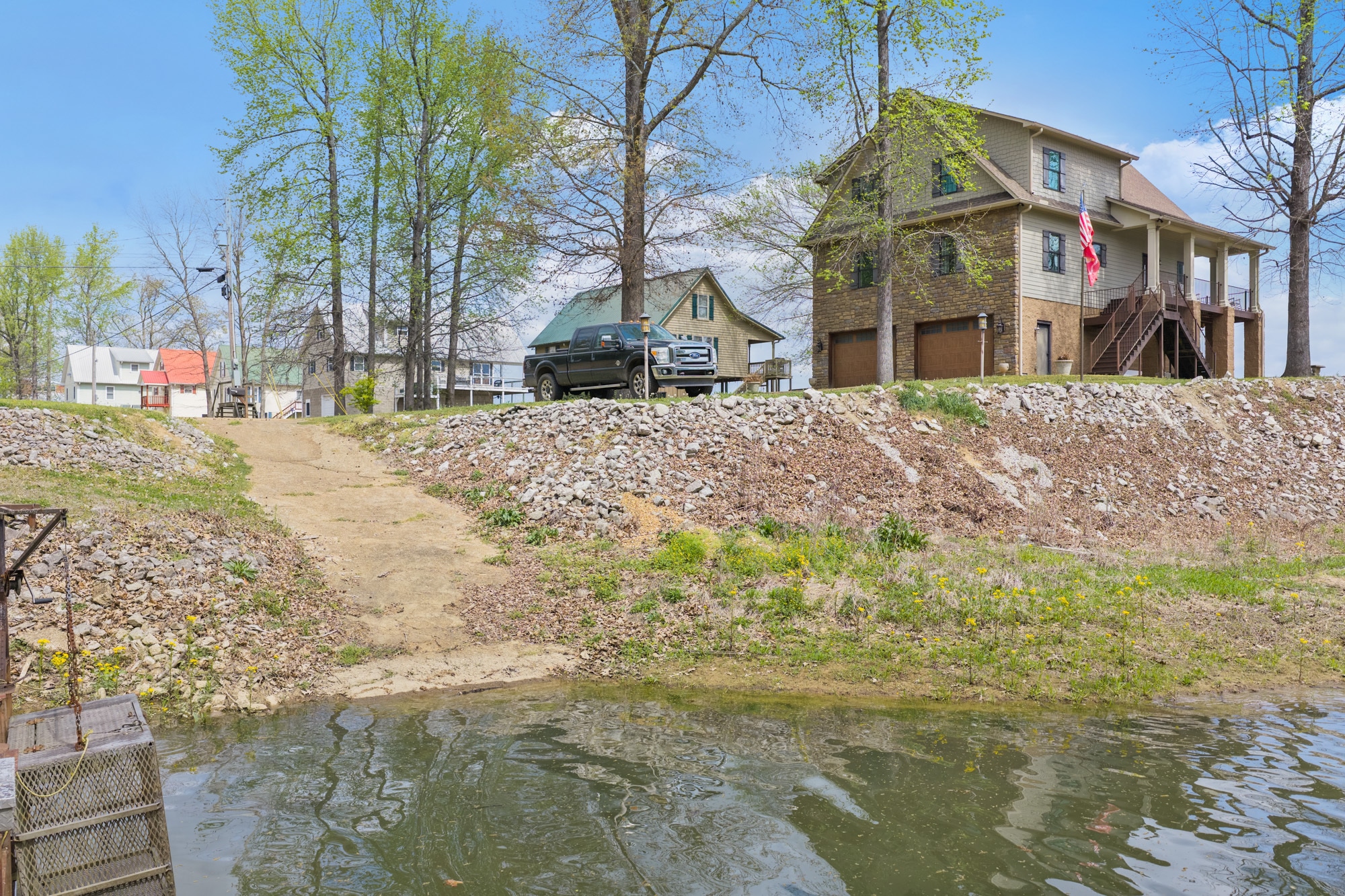 447 Miracle rd, Decaturville, TN for sale Primary Photo- Image 1 of 12